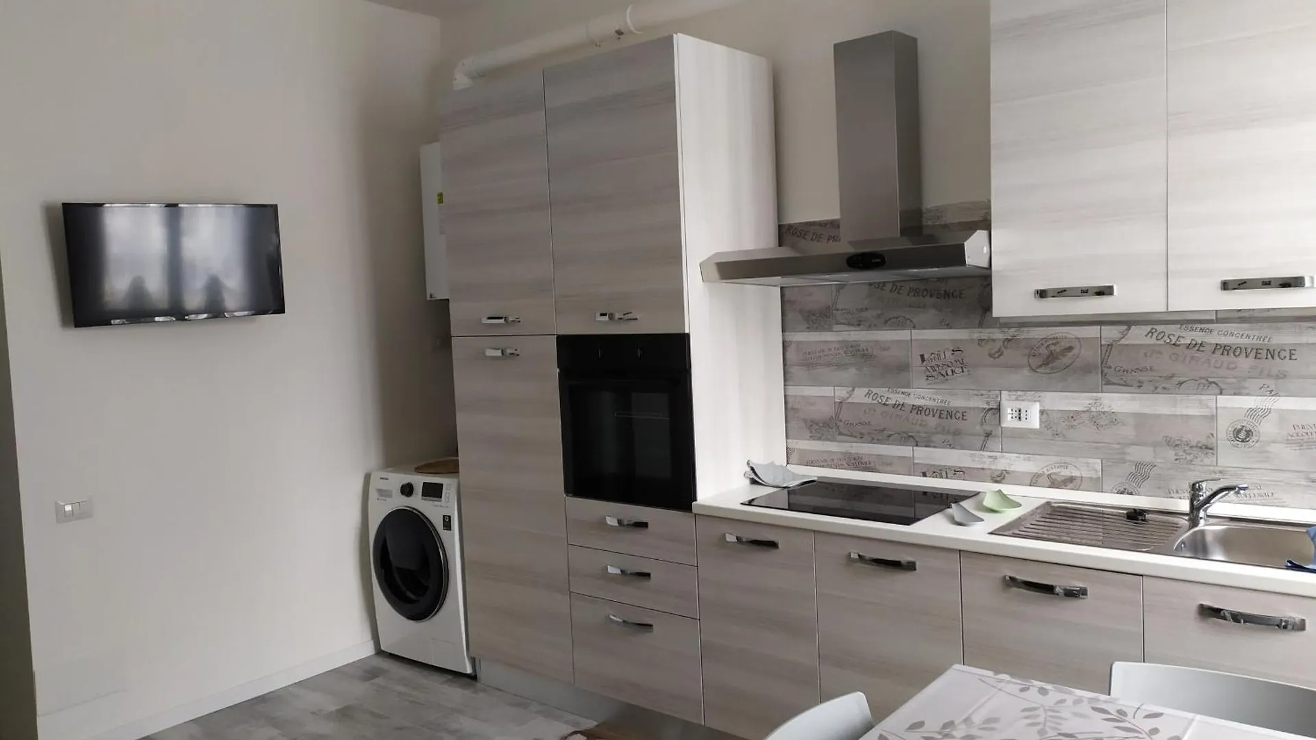 A Casa Di Laura Διαμέρισμα Carugate